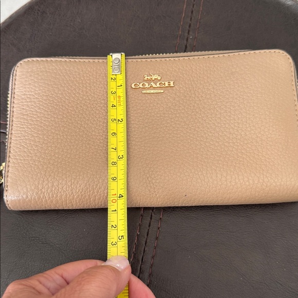 Coach Tan Pebbled Leather Wristlet Clutch - Picture 7 of 9